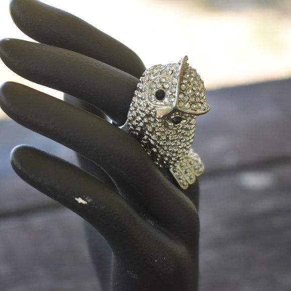 Embellished Owl Ring - Picture 5 of 6